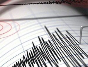 Şili ve Endonezya’da deprem