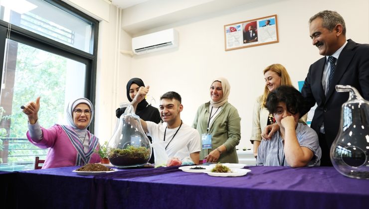 Emine Erdoğan, Türkiye’de yetişkin engellilere hizmet veren ilk halk eğitim merkezinin açılışını yaptı