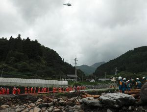 Japonya’da Nanmadol tayfununa karşı 9 milyon kişiye tahliye uyarısı