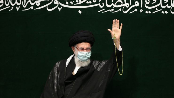 İran lideri Hamaney uzun süre sonra ilk kez görüntülendi