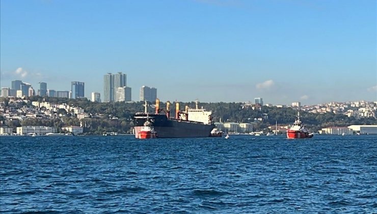İstanbul’da Boğaz trafiği askıya alındı