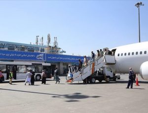 Katarlı ekip Afganistan’daki havalimanını yeniledi