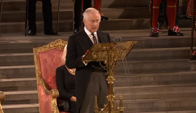 Kral 3. Charles İngiliz Parlamentosu’nda ilk konuşmasını yaptı