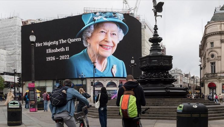 İngiliz basını manşetlerini Kraliçe Elizabeth’e ayırdı