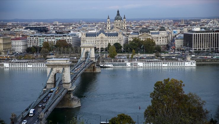 Macaristan’da kamu binalarında ısıtma 18 derece olacak