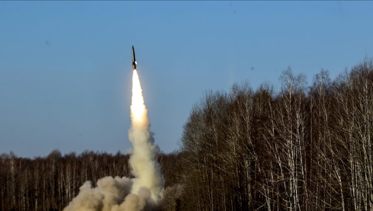 Zelenskiy, Ukrayna’ya NASAMS füze sistemlerinin ulaştığını duyurdu