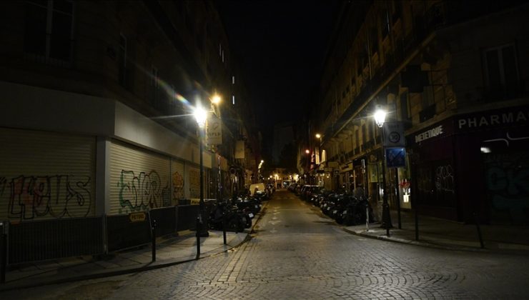 Fransa ve İsviçre’de sokaklar kararıyor