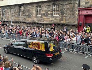 Kraliçe Elizabeth’in cenazesi İskoçya’da