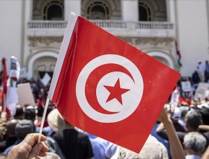 Tunus’ta genel seçimleri boykot edecekler
