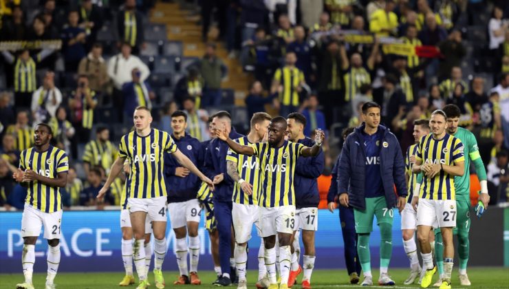 Fenerbahçe’den efsanevi geri dönüş  3-3