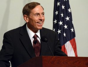 David Petraeus’tan nükleer uyarı