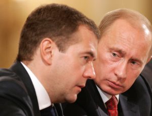 Medvedev: Dış ve iç düşmanı yenmek için en önemli şey Putin’in etrafında birleşmek