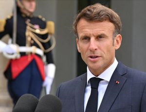 Macron, eski Avustralya Başbakanı’nı Çin ile “nükleer çatışmayı” kışkırtmakla suçladı