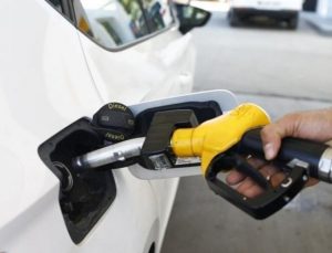 Petrol fiyatları sert düştü! Benzin ve motorine indirim ihtimali