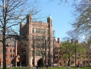 Eski Yale çalışanı, üniversiteden 40 milyon dolar çaldığını itiraf etti