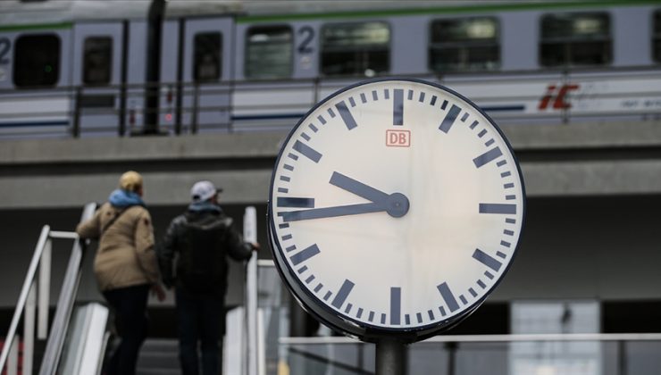 Almanya’nın kuzeyinde tren seferleri durdu