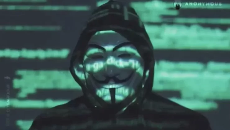Anonymous İran’da 19 bakanlığın sitesini hackledi
