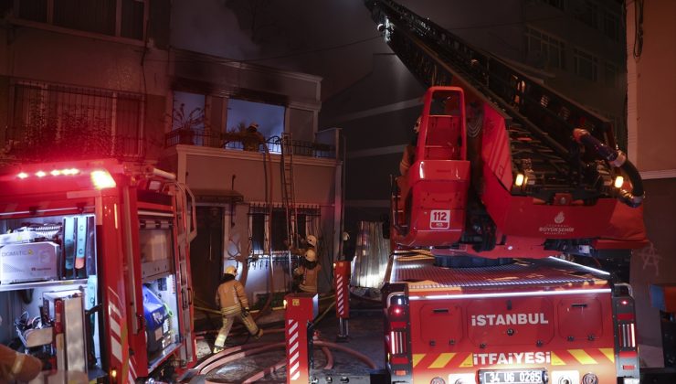 Beyoğlu’nda korkutan yangın