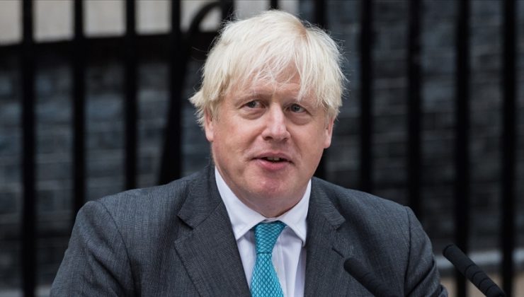 Boris Johnson, Liz Truss’un yerini almak için başbakanlık yarışına katılabilir