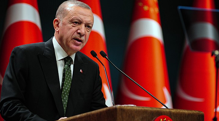 Yunan gazeteci Başkan Erdoğan’a sordu! ‘Bir gece ansızın gelebiliriz’ ne demek?