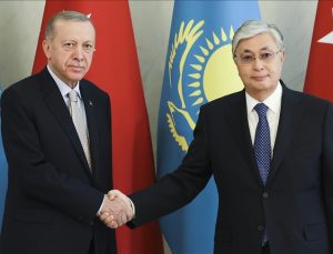 Cumhurbaşkanı Erdoğan Kazakistan Cumhurbaşkanı Tokayev ile görüştü