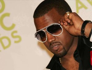 Adidas’ın yatırımcıları, Kanye West ile yapılan anlaşma nedeniyle şirkete dava açıyor