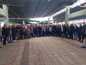 Ankara Büyükşehir Belediyesi’nden Sıhhiye Halk Pazarı’na sabah baskını!