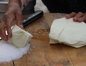 İki şehrin peynir rekabeti