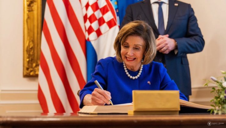 Pelosi, saldırı sonrası İncil’den ayetle mesaj verdi