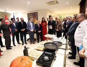 Türk ve Akdeniz lezzetleri Brüksel’de Avrupalı diplomatlara tanıtıldı