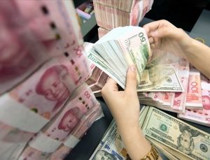 Yuan, dolar karşısında tarihi düşük seviyeye geriledi