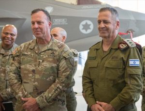 ABD Merkez Kuvvetler Komutanı, İsrail’de askeri yetkililerle temaslarda bulundu