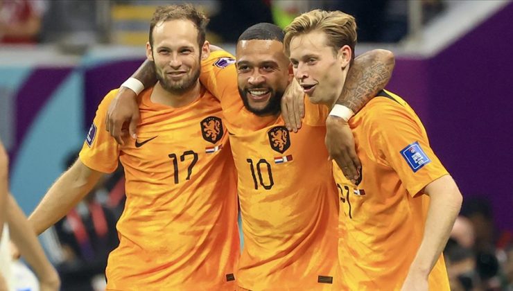 Hollanda 7 puanla grubunu lider tamamladı