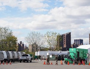 New York’ta düzensiz göçmenler için yeni açılan yardım merkezi kapatılacak