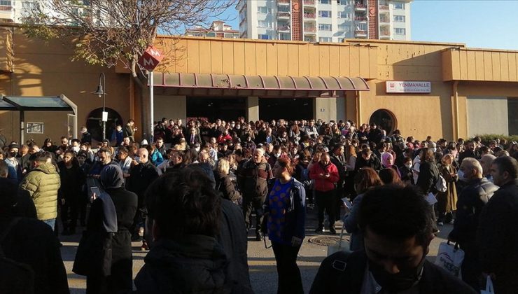 Başkentte metro hattında arıza: Seferler durdu