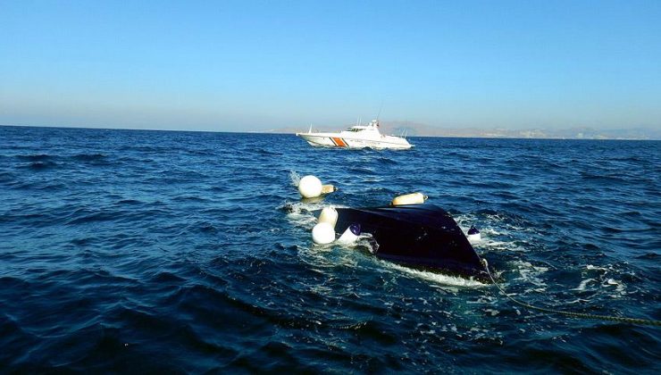 Ege’de tekne faciası! 13’ü çocuk 20 kişi yaşamını yitirdi