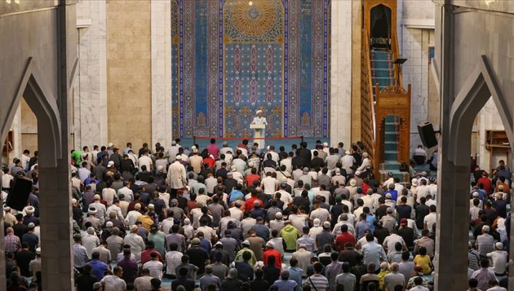 Cuma hutbesinde “sokak hayvanları” çağrısı yapıldı