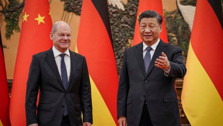 Xi Jinping Almanya Başbakanı Scholz ile Beijing’de bir araya geldi
