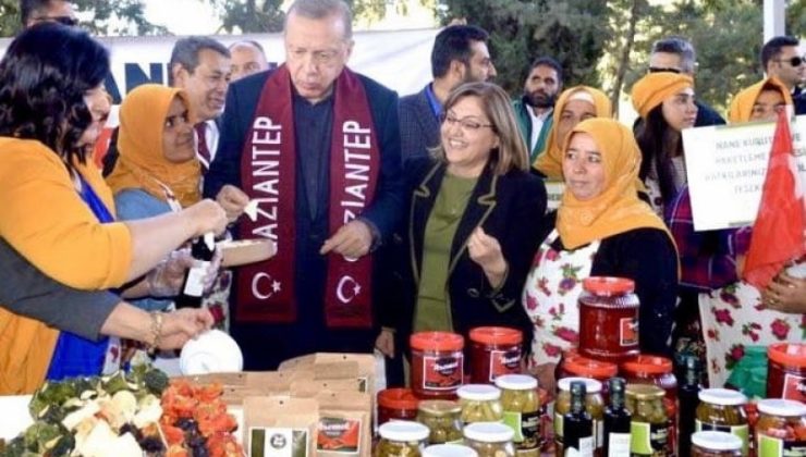 Cumhurbaşkanı Erdoğan: Türkiye Yüzyılını da kadınlarımızla inşa edeceğiz.