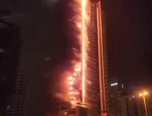 Dubai’de 35 katlı binada korkutan yangın