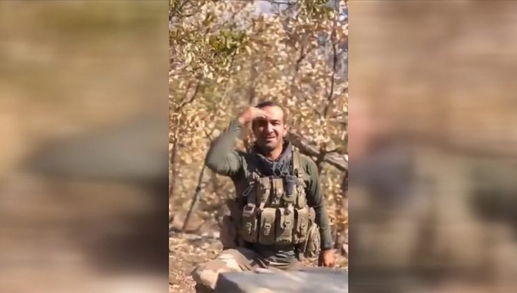 Şehit askerin zeybek oynaması sosyal medyada ilgi gördü