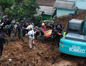 Endonezya’daki depremde can kaybı 252’ye çıktı