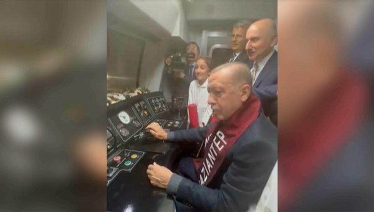 Cumhurbaşkanı Erdoğan, Gaziray’ı kullandı