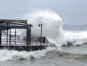 Meteorolojiden 4 bölge için kuvvetli rüzgar uyarısı