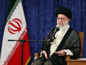 İran lideri, Facebook ve Instagram’da yasaklandı