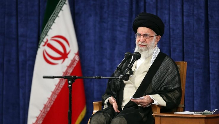 İran lideri, Facebook ve Instagram’da yasaklandı