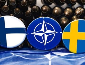 Macaristan, İsveç ve Finlandiya’nın NATO’ya üyelik onayını erteledi
