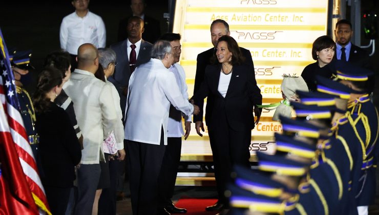 Kamala Harris: Filipinler’le savunma anlaşmasına bağlığız