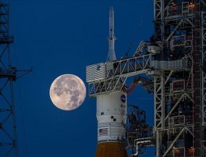 NASA, Ay’a insanlı seferler hedefine hızla yaklaşıyor