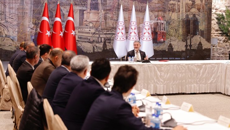 Bakan Nebati, perakende temsilcileriyle görüştü